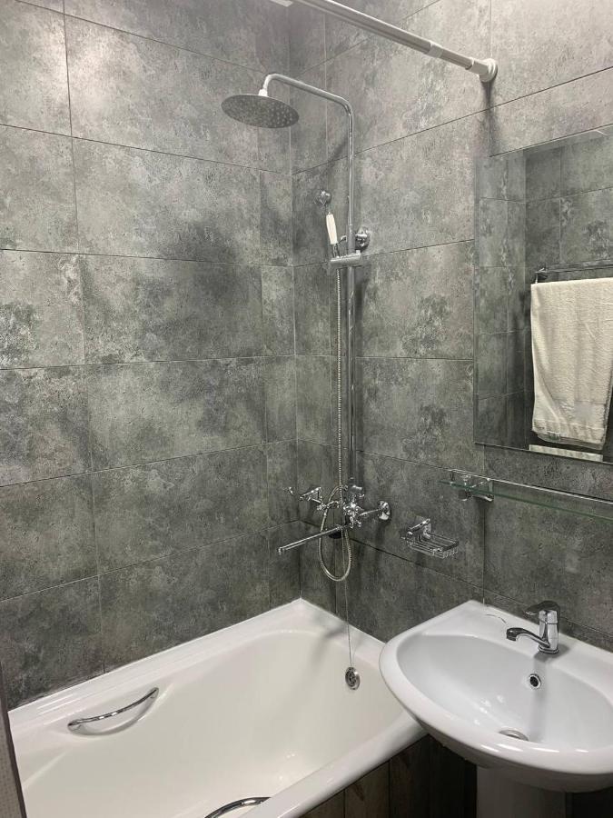 Apartment Tashkent 3 Bedrooms Exterior photo